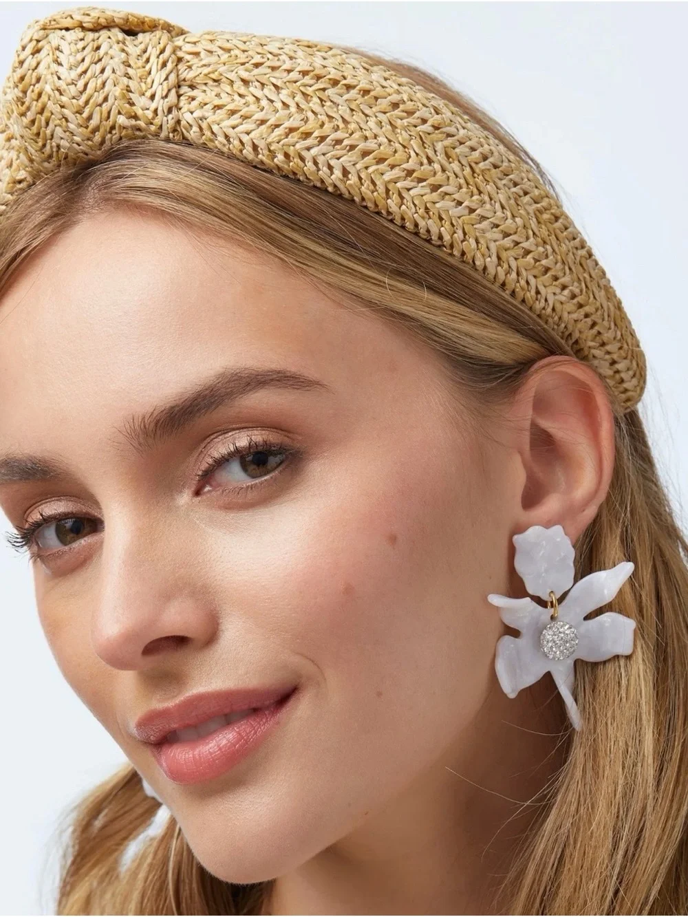 Mother of pearl small crystal lily earrings
